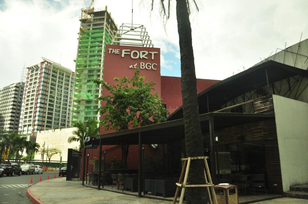 博尼法西奥全球城市堡经济型酒店 马卡蒂 外观 照片
